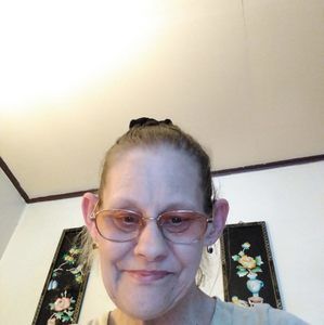 Meet your Posher, Debra